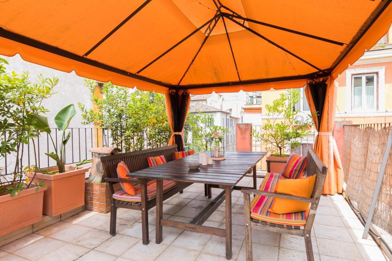 67m² 1 slaapkamer, 1 privé badkamer Appartement in Trastevere Rome Buitenkant foto
