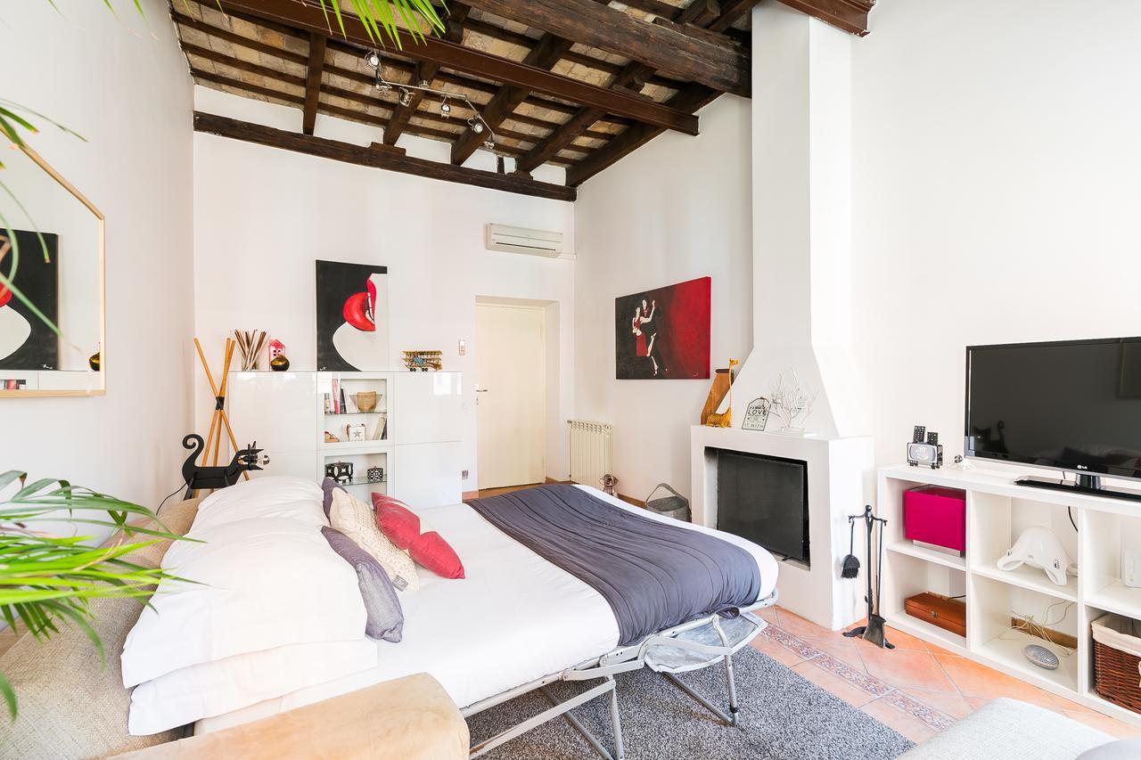 67m² 1 slaapkamer, 1 privé badkamer Appartement in Trastevere Rome Buitenkant foto
